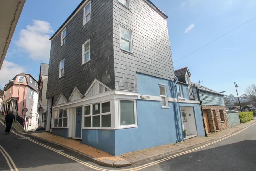 Zion Place Dartmouth Exterior photo